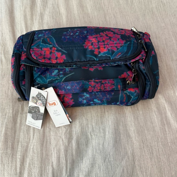 NEW Lug Hydrangeas Trolley Cosmetic Case - Picture 2 of 3